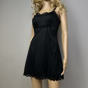 Vintage Lorraine Lingerie Black Full Slip Empire Waist Lace Trim Size 34 Nylon